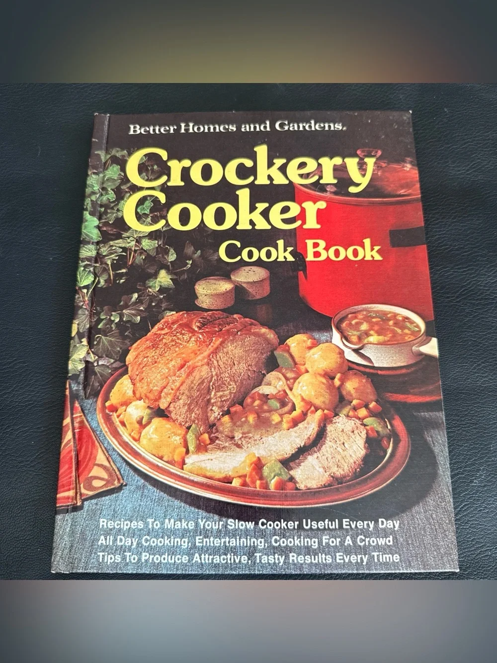 Lot If 3 Vintage Better Homes & Gardens Cook Book 1970 Hardcover Bread Crockpot